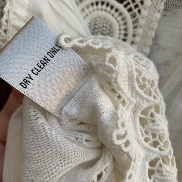 Nicole Miller Artelier Sheer Lace Detail Top - Picture 9 of 9